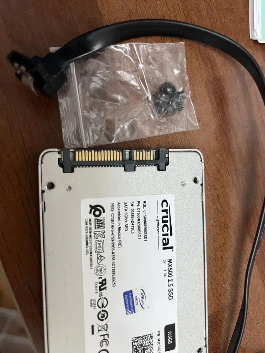 마이크론 ssd 500GB (케이블, 나사 동봉)